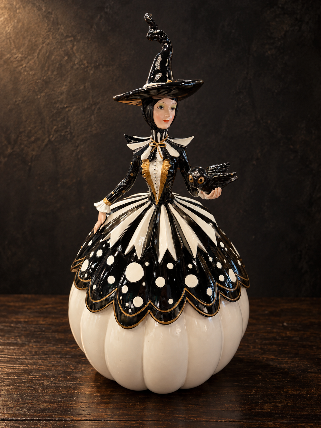 L’Oiseau Nocturne LED Witch