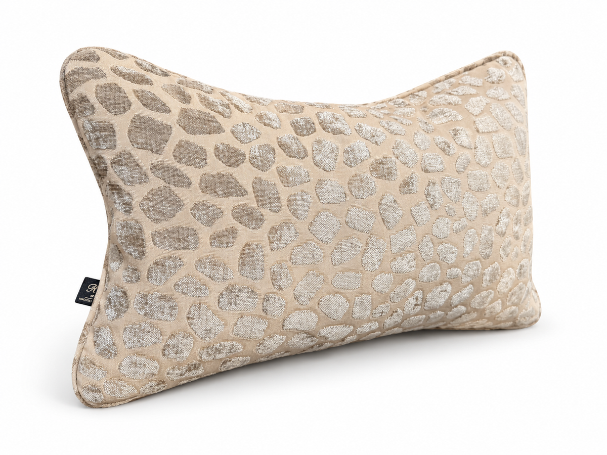 12"x20" Le Fauve Pillow- Ivory