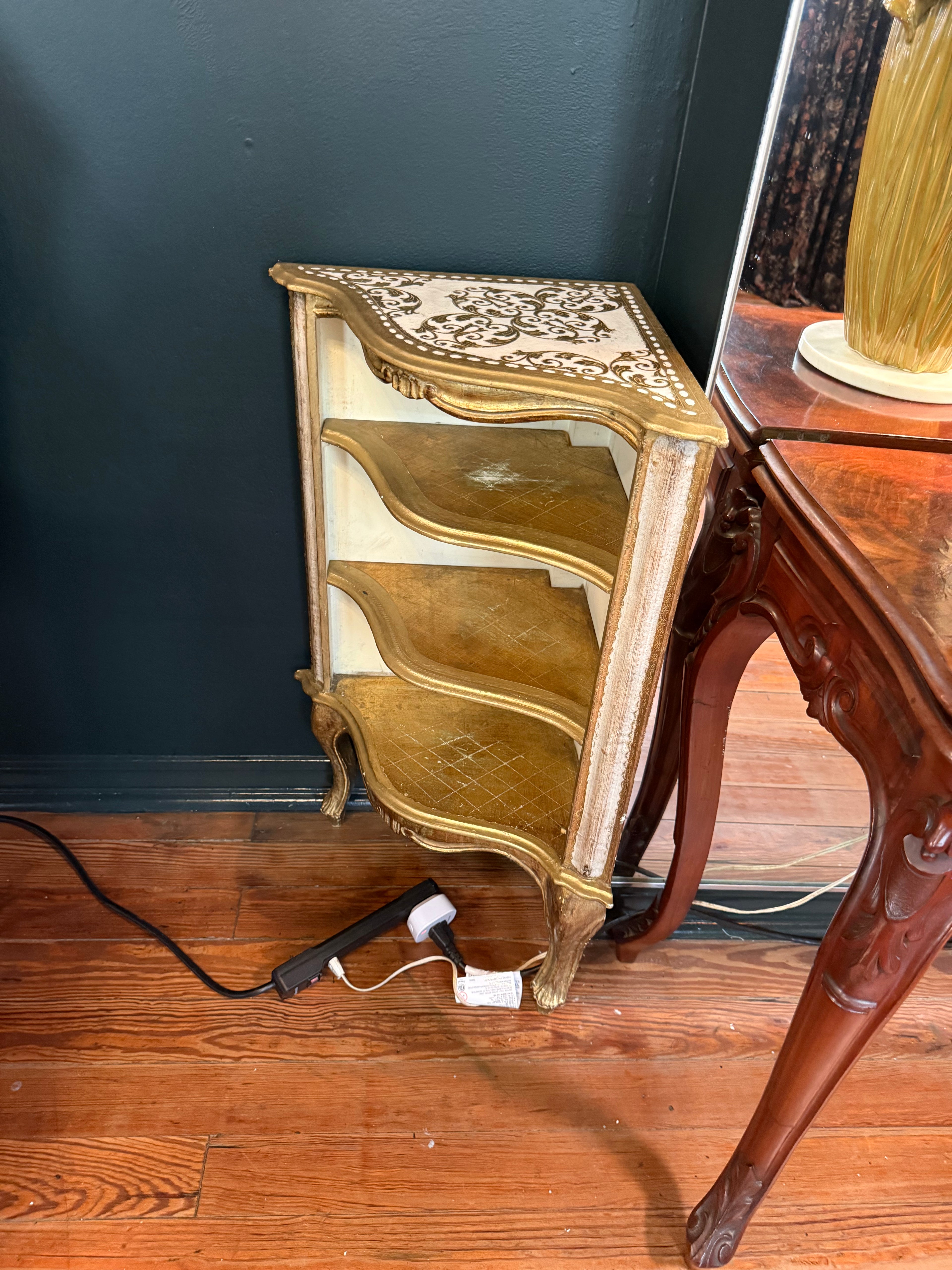 The Vittoria Venetian Corner Shelves
